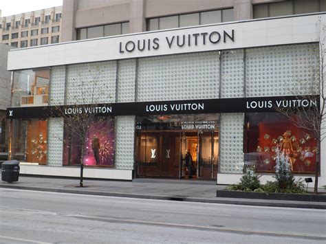 Louis Vuitton locations in Canada